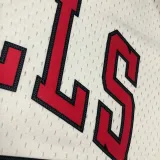 1997/98 Bulls JORDAN #23 White Retro NBA Jerseys 热压