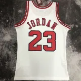 1997/98 Bulls JORDAN #23 White Retro NBA Jerseys 热压