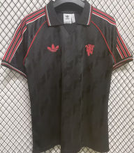 2025 M Utd Black Retro Style Fans Soccer Jersey