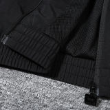 2024/25 M Utd Black Windbreaker Embroidered Logo （刺绣队徽）