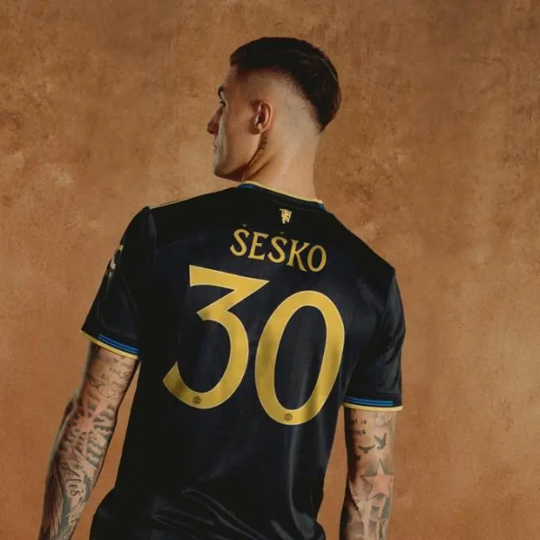 ŠEŠKO #30 M Utd 1:1 Quality Third  Fans Soccer Jersey 2025/26 (UCL Font 欧冠字体 ) ★★