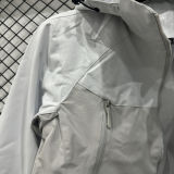 2026/27 UA Outdoor Windbreaker  F884