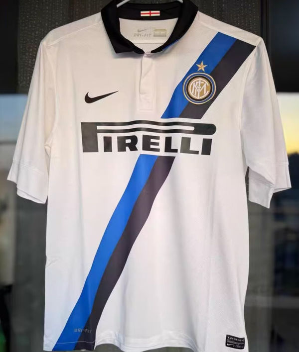 2011/2012 In Milan Away White Retro Soccer Jersey