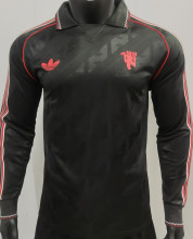 2025 M Utd Black Retro Style Player Version Long Sleeve Soccer Jersey