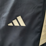 2025 M Utd Windbreaker
