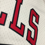 1997/98 Bulls JORDAN #23 White Retro NBA Jerseys 热压