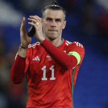 BALE #11 Wales Home Red Fans Jersey 2022/23