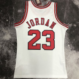 1997/98 Bulls JORDAN #23 White Retro NBA Jerseys 热压