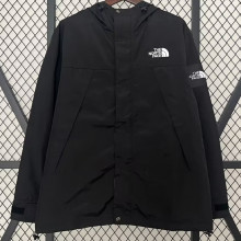 2024/25 THE N FACE Black Windbreaker 有帽
