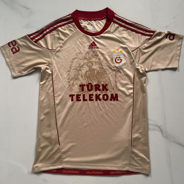 2010/2011 Galatasaray Away Retro Soccer Jersey