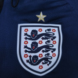 2026/27 England Double Layered Windbreaker  (Size is Slightly Small ,Please Purchase a Large Size)
