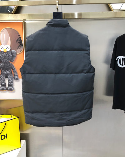 C*anada G*oose Top Quality Clothes