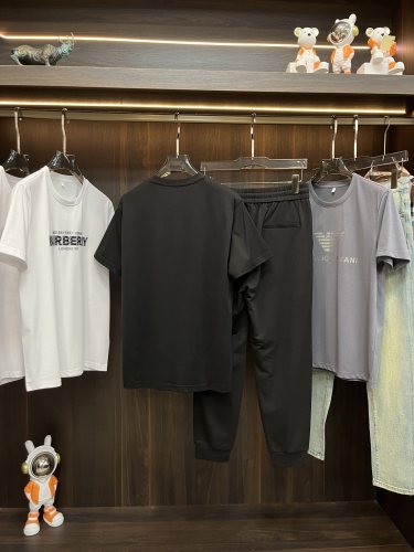 B*urberry Top Quality Suit