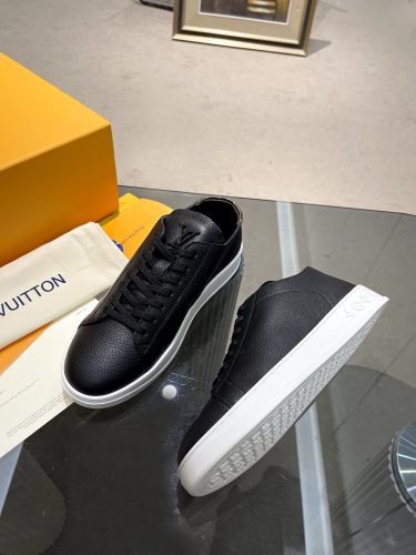 Men L*ouis V*uitton Top Sneakers