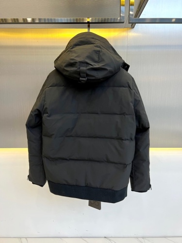 M*oose K*nuckles Top Quality Clothes