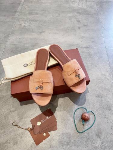 Women L*oro P*iana Top Sandals
