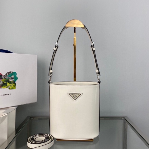 P*rada Top Bag 17*18*10.5CM