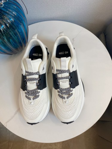 Men Women 𝑉*𝐴𝐿𝐸𝑁𝑇𝐼𝑁𝑂 Top Sneakers