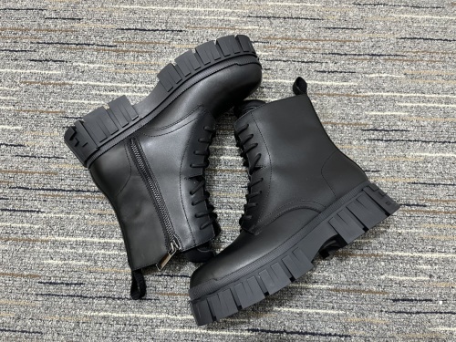 Women F*endi Top Quality Sneakers