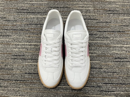 Men Women 𝑉*𝐴𝐿𝐸𝑁𝑇𝐼𝑁𝑂 Top Sneakers