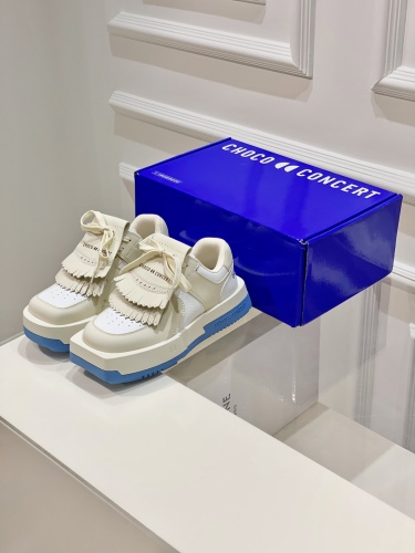 Women C*HOCO C*ONCERT Top Sneaker