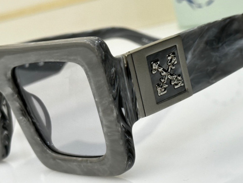 O*ff W*hite Glasses Top