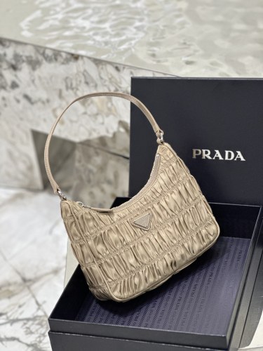 P*rada Top Bag 22*18*6CM