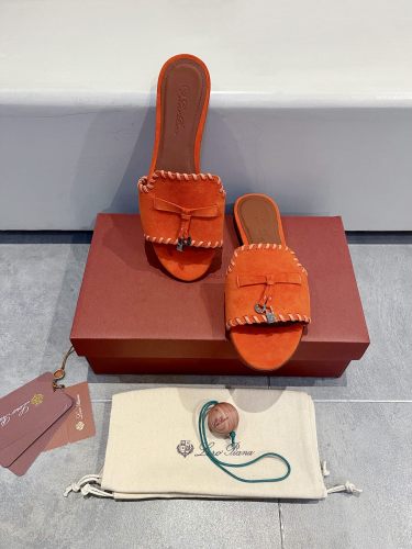 Women L*oro P*iana Top Sandals