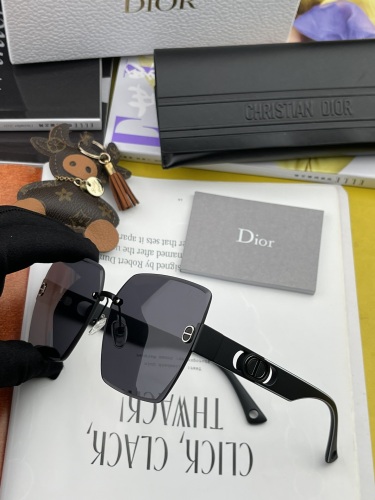 D*ior Glasses Top Quality