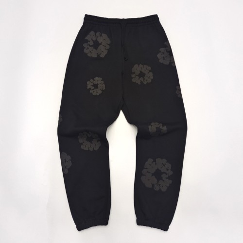 D*enim T*ears *L*evis Top Quality Clothes