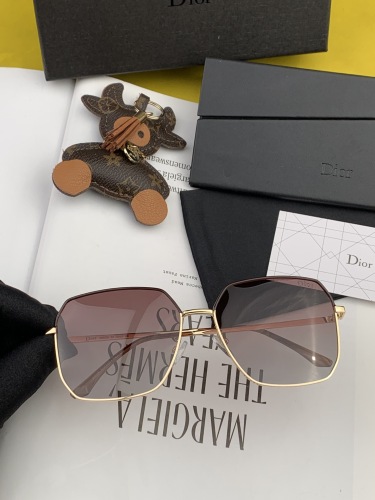 D*ior Glasses Top Quality