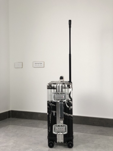 Luggage ask price on whatsapp