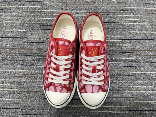 Men Women 𝑉*𝐴𝐿𝐸𝑁𝑇𝐼𝑁𝑂 Top Sneakers