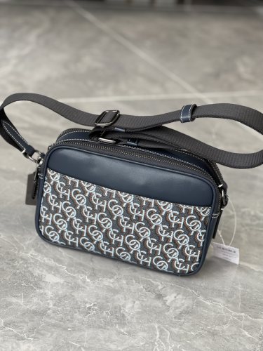 C*oach Top Bag 23*15*7CM