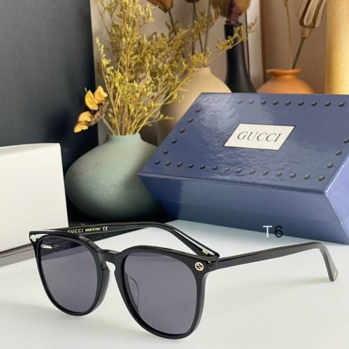 G*ucci Glasses Top