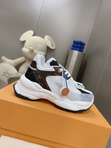 Women L*ouis V*uitton Top Sneakers
