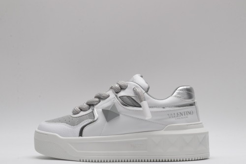 Men Women 𝑉*𝐴𝐿𝐸𝑁𝑇𝐼𝑁𝑂 Top Sneakers