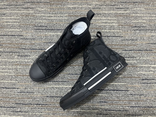 Men D*io B23 Top Sneakers