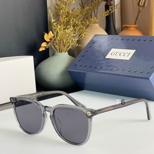 G*ucci Glasses Top
