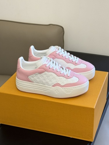 Women L*ouis V*uitton Top Sneakers