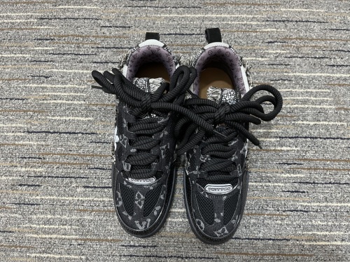 Men Women L*ouis V*uitton Top Sneakers Message US pics for More products on whatsapp