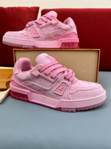 Women L*ouis V*uitton Archlight Top Sneaker