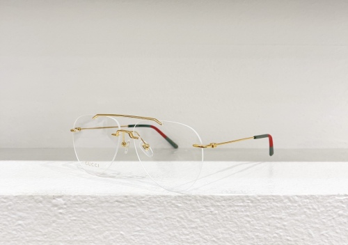 G*ucci Glasses Top