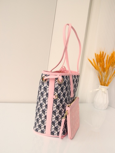 M*CM Bag Top Quality 14*29*25CM
