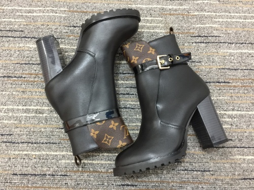 Women L*ouis V*uitton Top Sneaker
