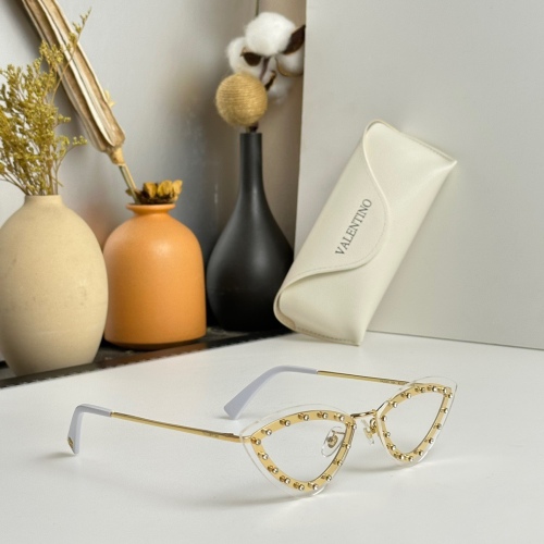 𝙑*𝘼𝙇𝙀𝙉𝙏𝙄𝙉𝙊 Glasses Top Quality