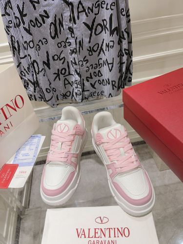 Men Women 𝑉*𝐴𝐿𝐸𝑁𝑇𝐼𝑁𝑂 Top Sneakers