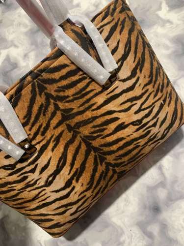 Bag C*hristian L*ouboutin Top Quality