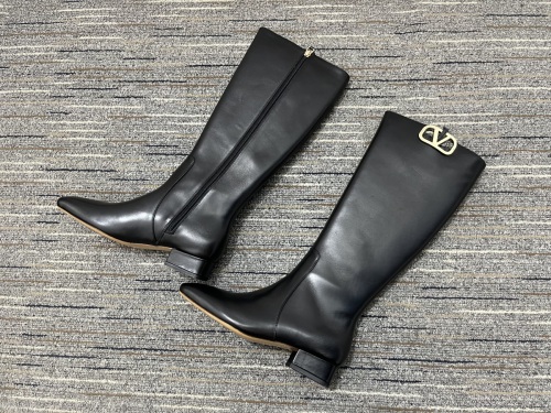 Women 𝑉*𝐴𝐿𝐸𝑁𝑇𝐼𝑁𝑂 Top Sneakers
