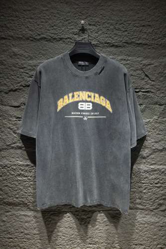 B*ALENCIAGA Top Quality Clothes